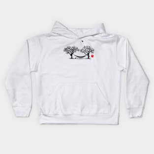 Urban Wildlife - woodpecker Kids Hoodie